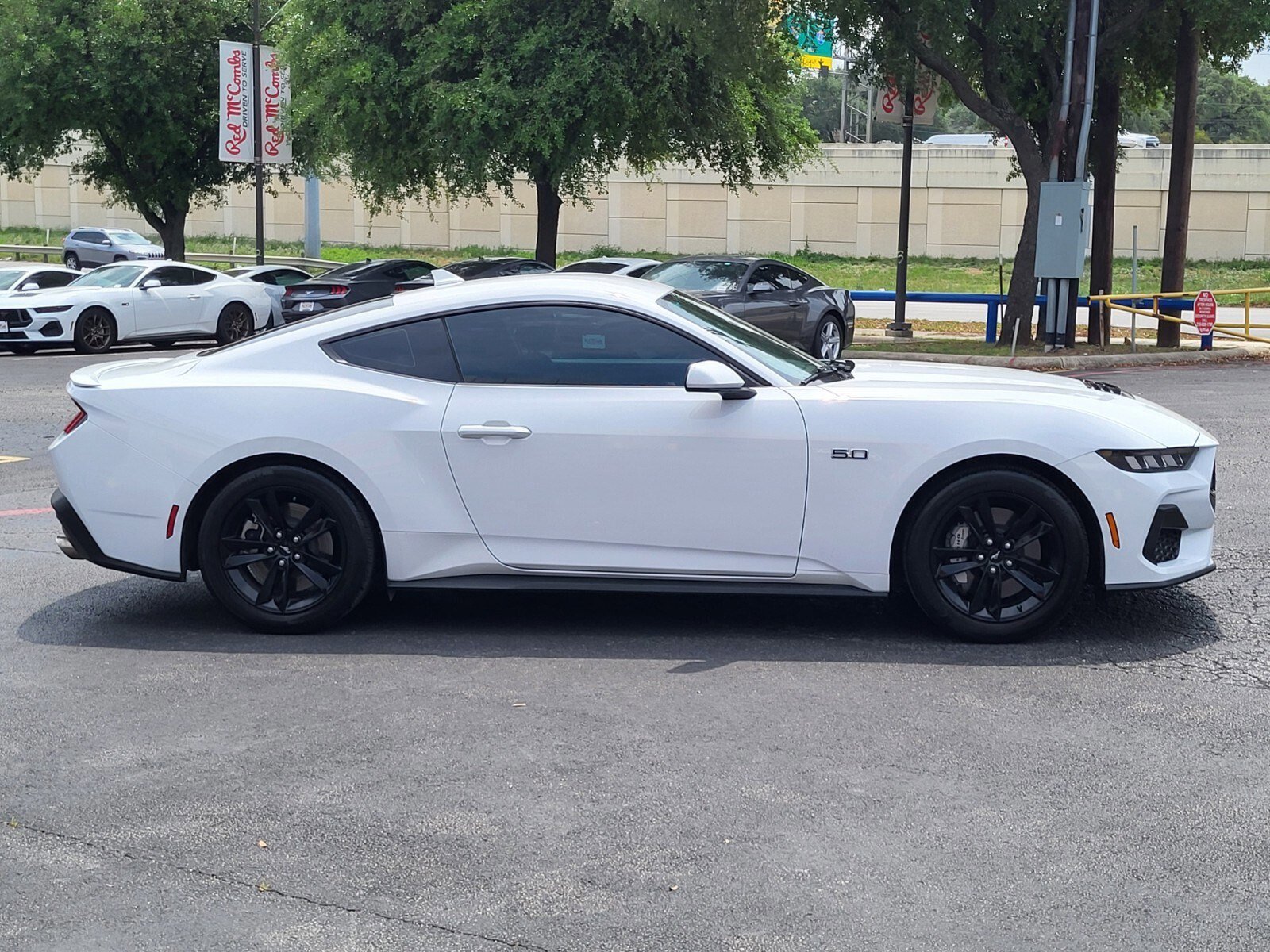 Certified 2025 Ford Mustang GT image 2