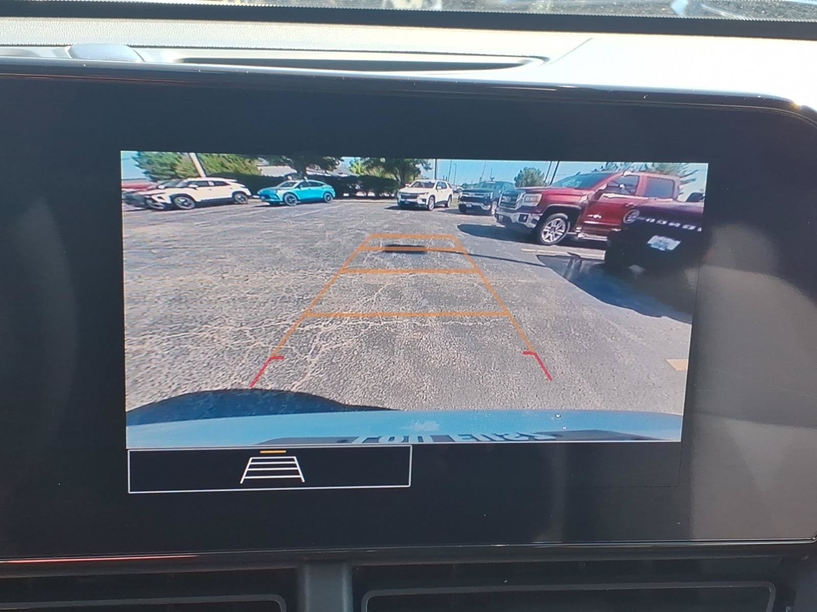 Used 2025 Chevrolet Trax LS FWD image 8