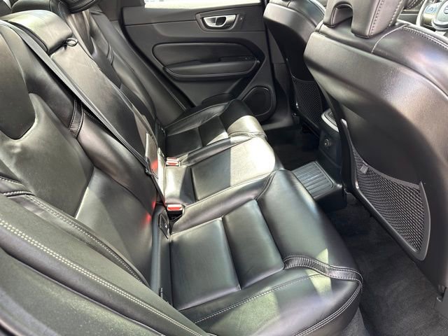 Used 2024 Volvo XC60 T8 Ultimate AWD/4WD image 10