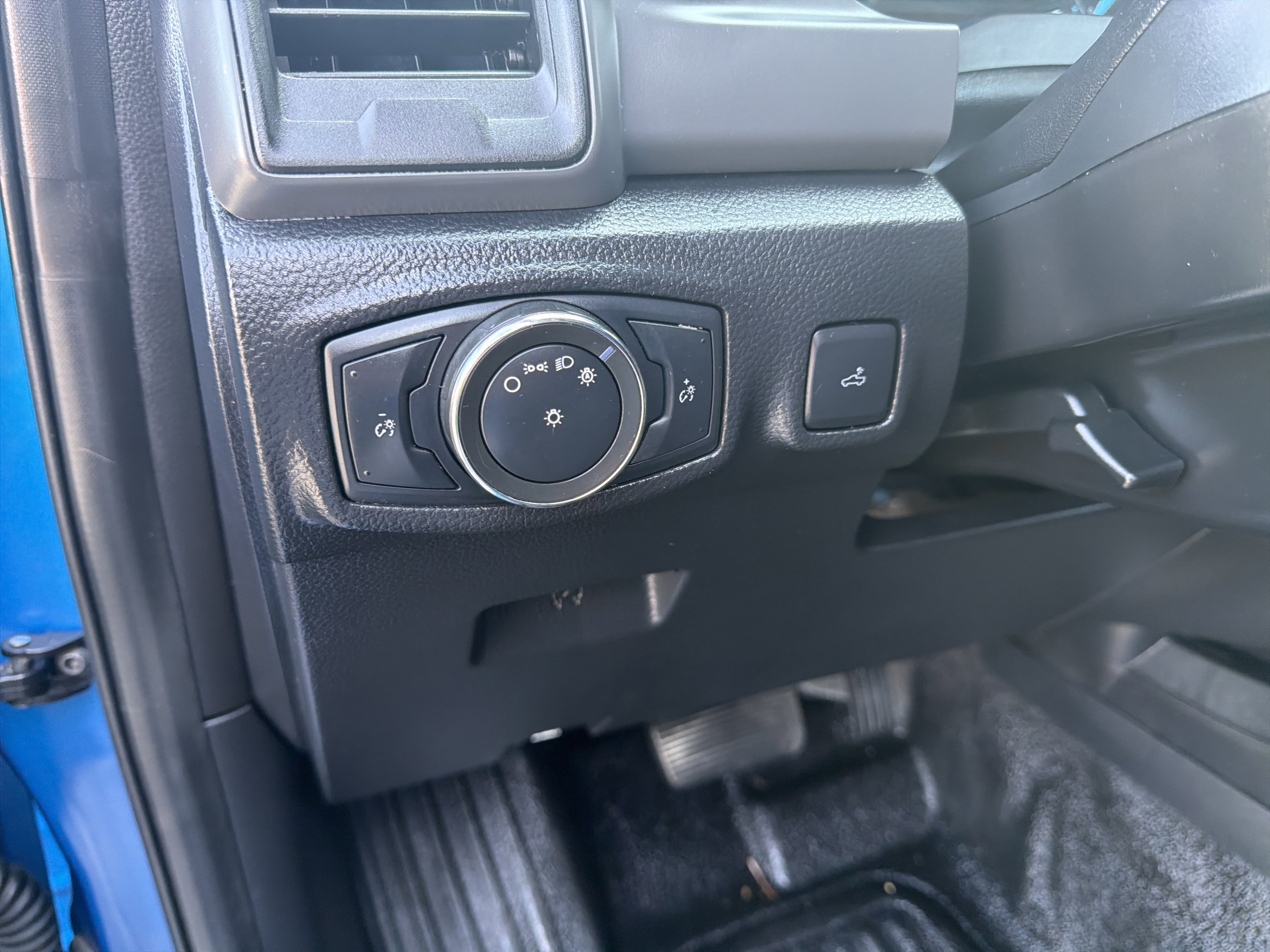 Certified 2022 Ford Ranger XL w/ Equipment Group 101A High AWD/4WD image 28