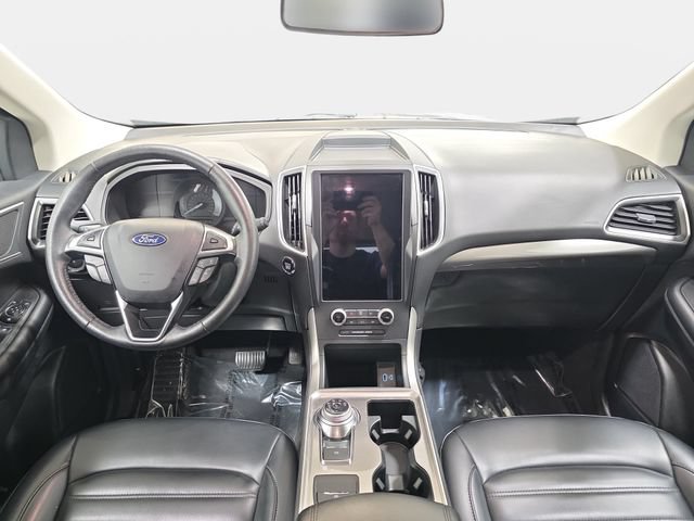 Certified 2024 Ford Edge SEL AWD/4WD image 9