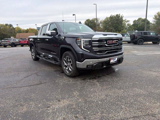 Used 2022 GMC Sierra 1500 SLT w/ SLT Premium Plus Package AWD/4WD image 8