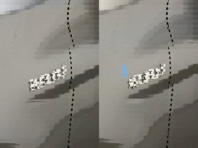 Used 2019 Toyota Camry SE image 28