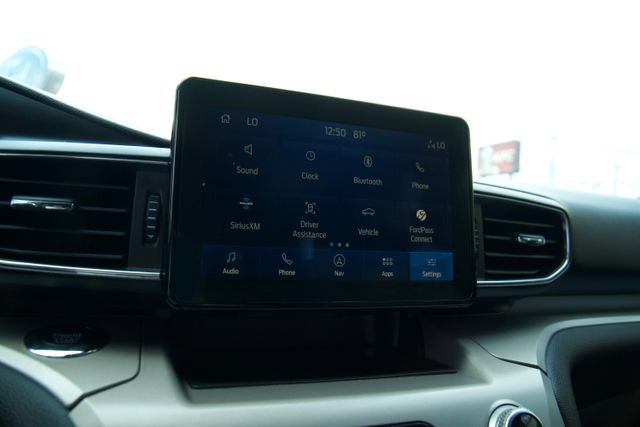 Certified 2022 Ford Explorer XLT w/ Equipment Group 202A AWD/4WD image 21