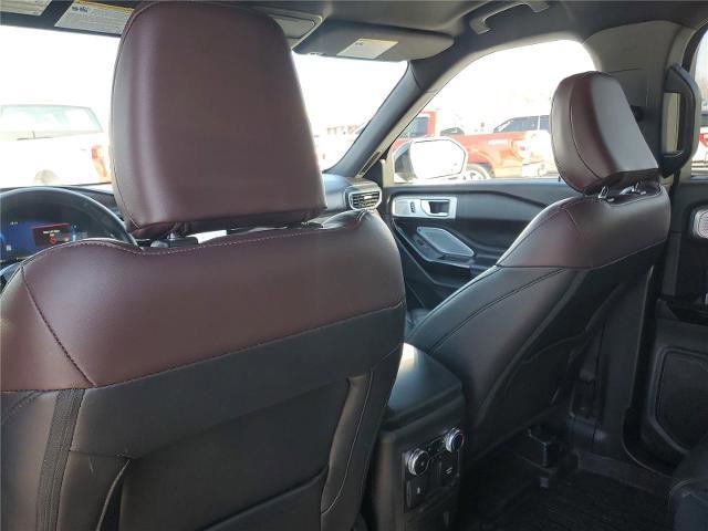 Certified 2022 Ford Explorer Platinum w/ Equipment Group 601A image 21