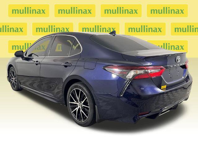 Used 2022 Toyota Camry SE FWD image 11