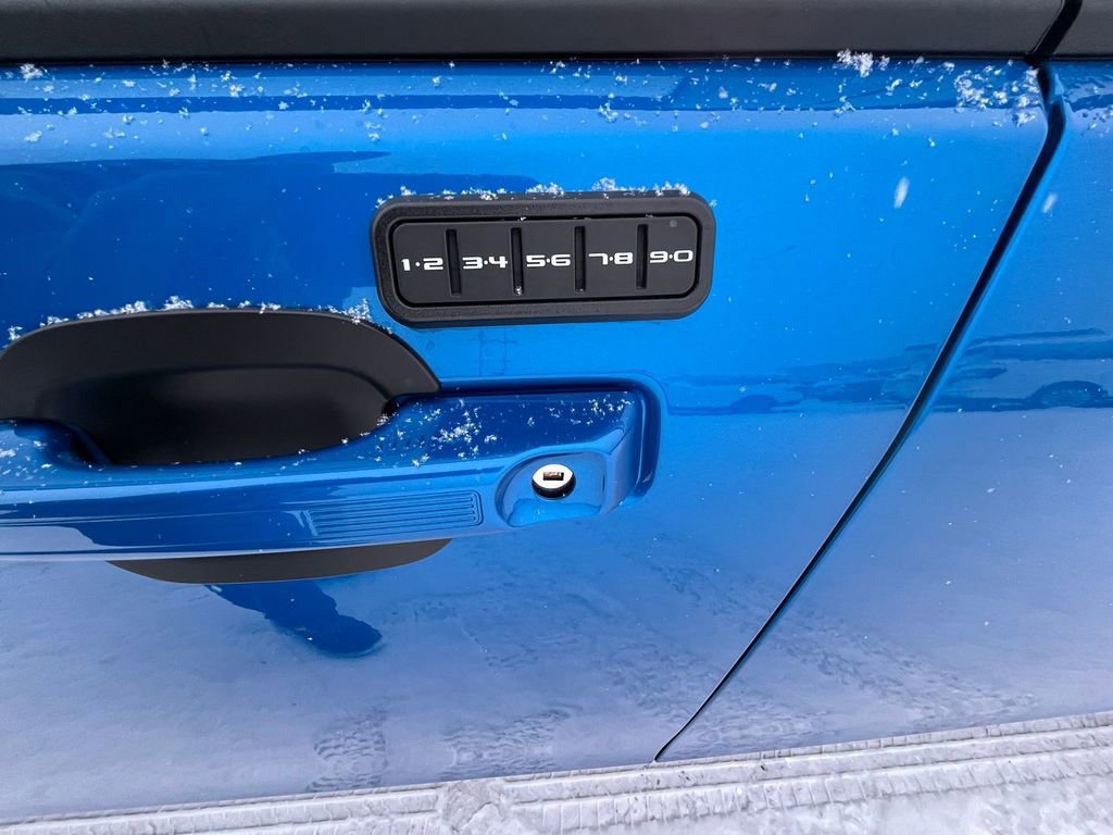 Certified 2025 Ford Maverick Lobo image 10