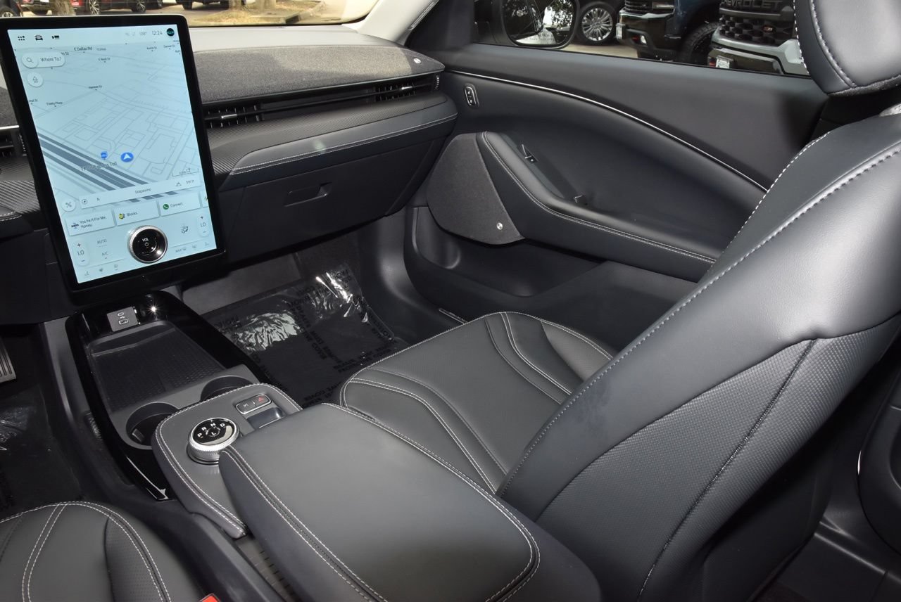 Certified 2023 Ford Mustang Mach-E Premium RWD image 17