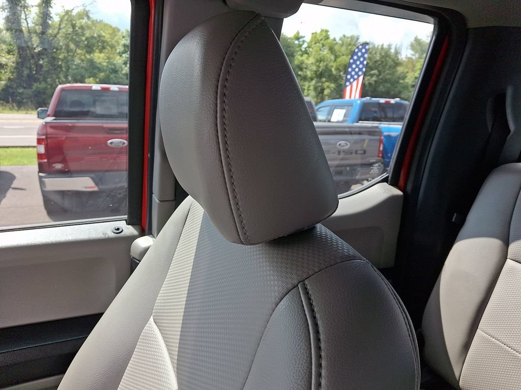 Certified 2021 Ford F250 XL w/ Power Equipment Group AWD/4WD image 17