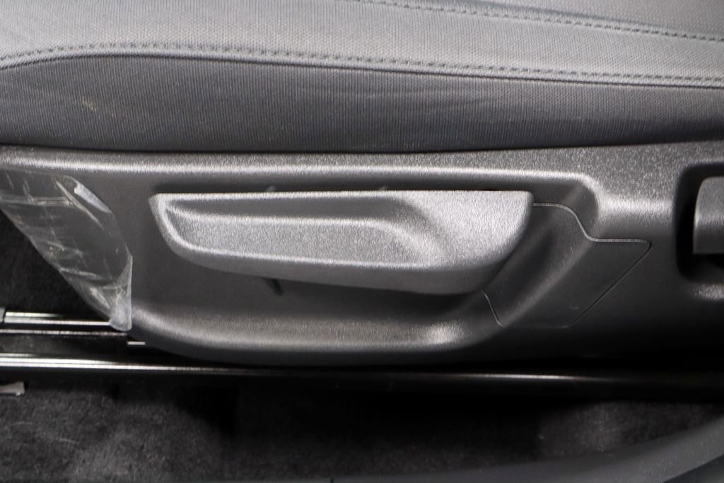 Used 2023 Kia Niro LX FWD image 23