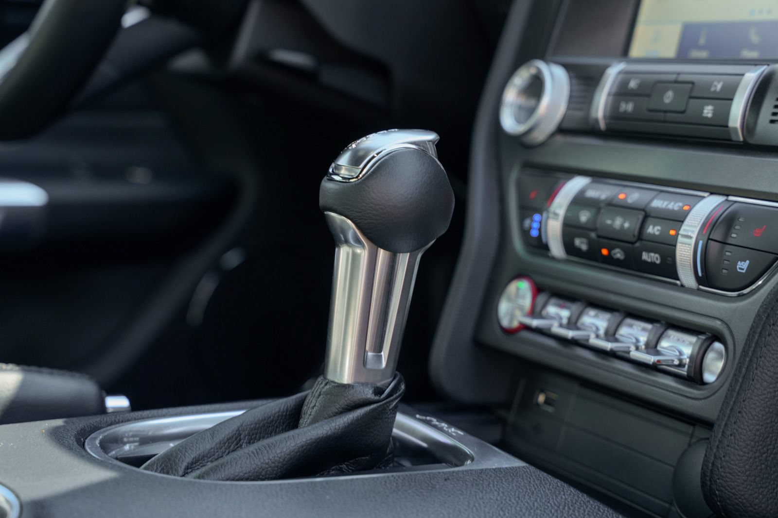 Certified 2020 Ford Mustang Premium RWD image 46