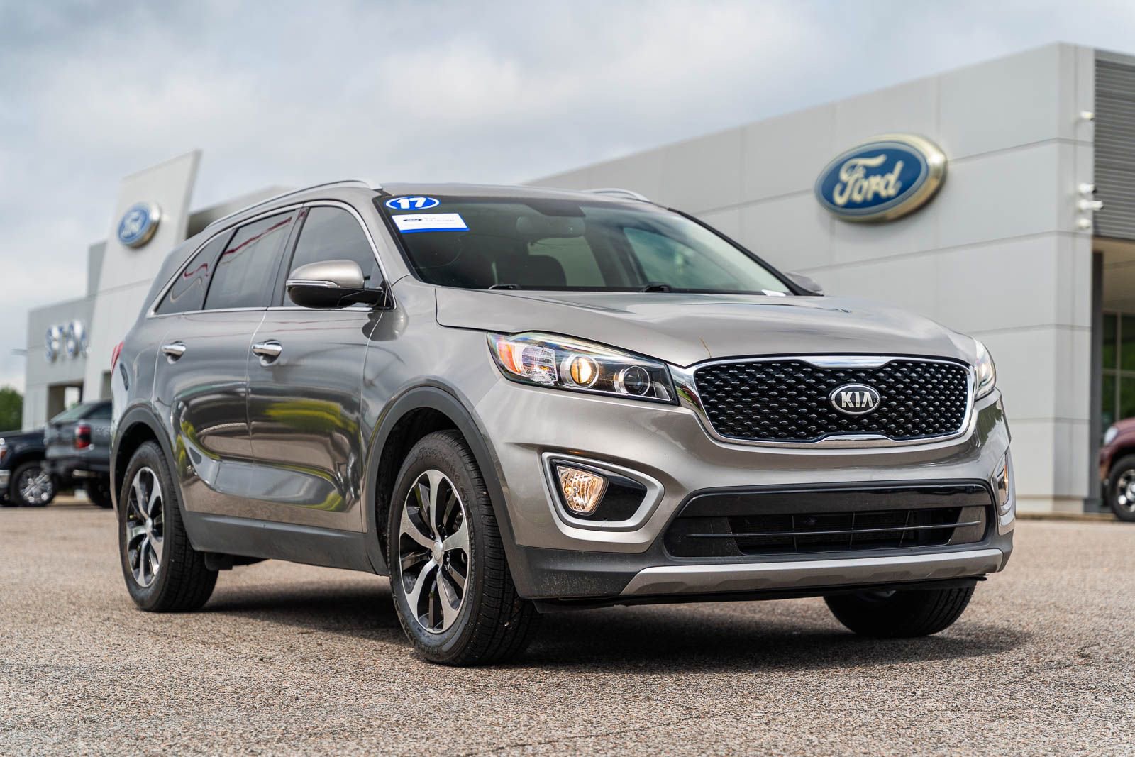 Used 2017 Kia Sorento EX