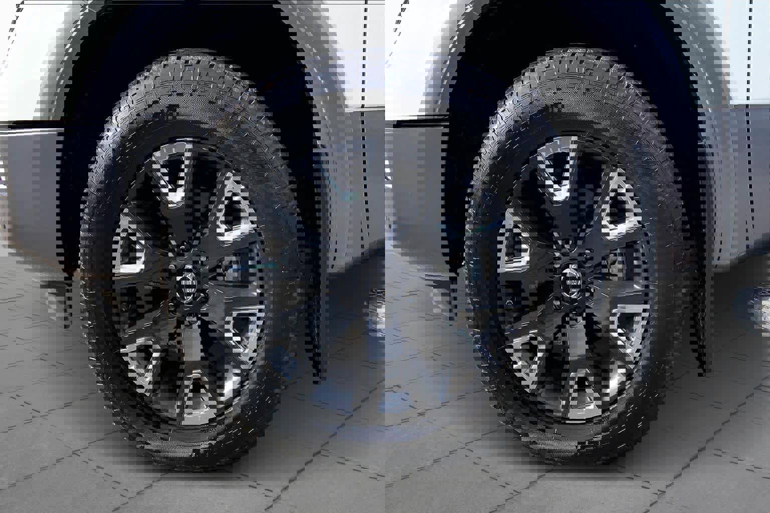 Used 2023 Nissan Titan Platinum Reserve w/ Moonroof Package image 11