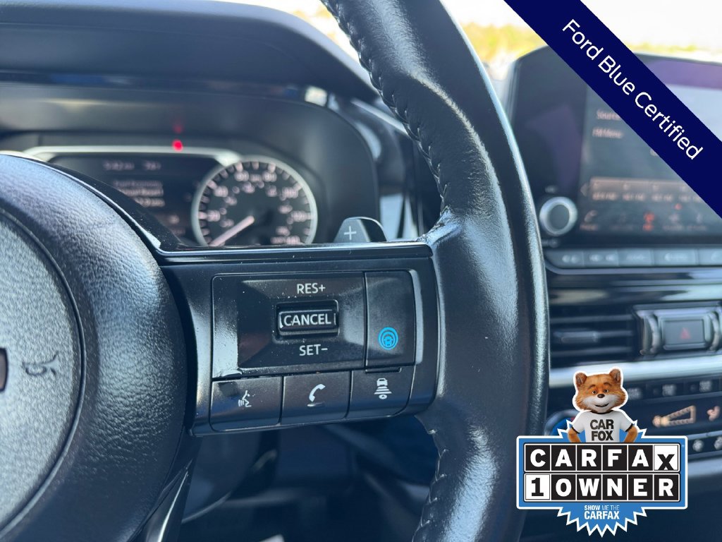 Used 2025 Nissan Pathfinder SV FWD image 40