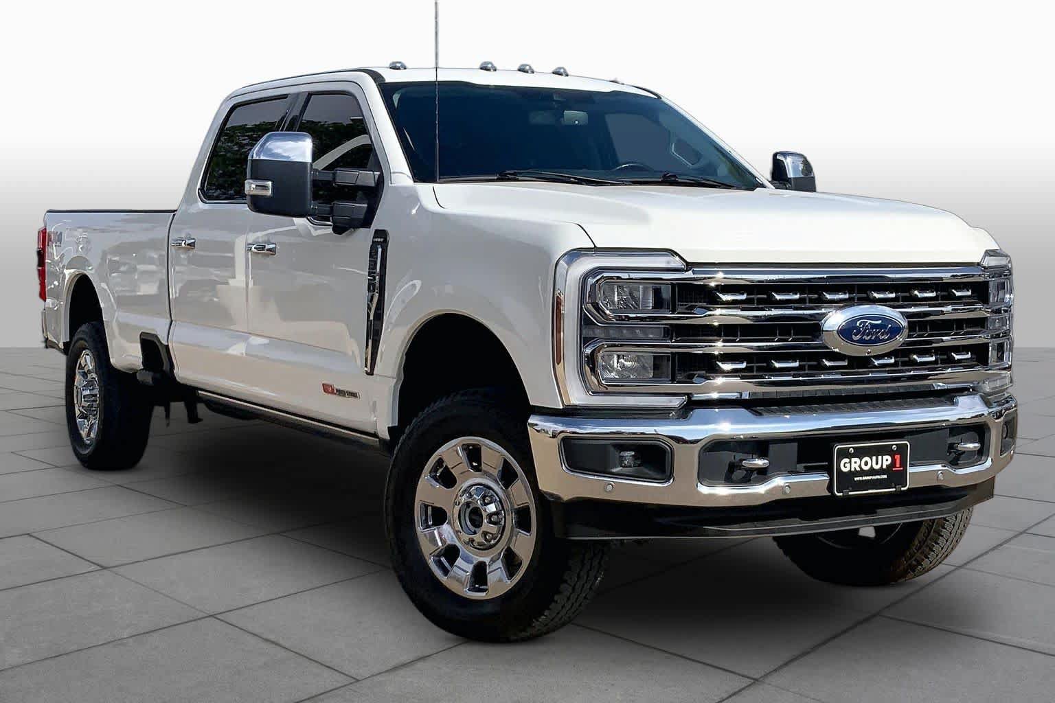 Certified 2024 Ford F350 Lariat w/ Lariat Ultimate Package AWD/4WD image 3
