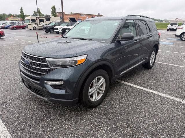 Certified 2024 Ford Explorer XLT w/ Equipment Group 202A AWD/4WD image 4