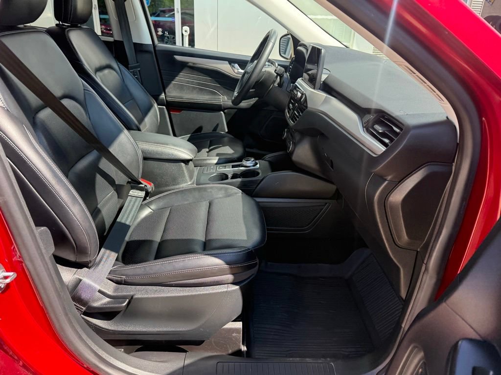 Certified 2021 Ford Escape SEL AWD/4WD image 14