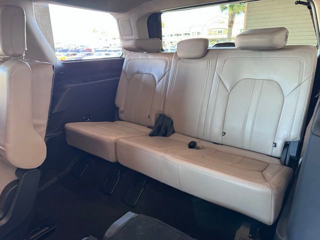 Certified 2023 Ford Expedition Limited image 13