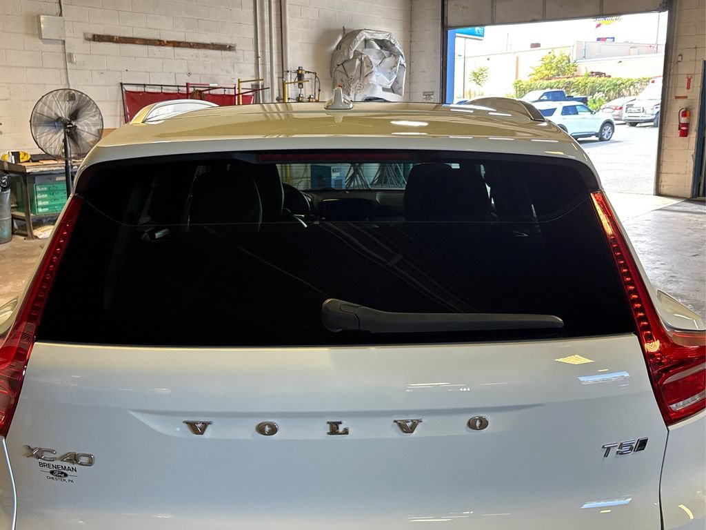 Used 2020 Volvo XC40 T5 Momentum w/ Protection Package AWD/4WD image 20