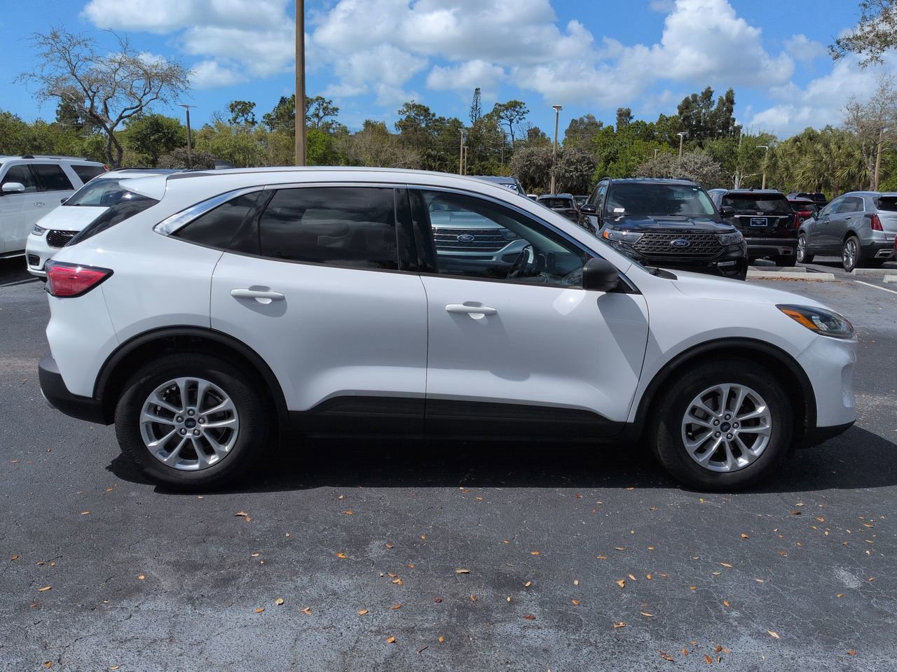 Certified 2022 Ford Escape SE w/ Convenience Package image 6