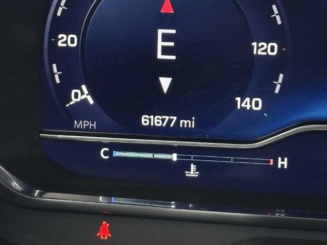 Used 2024 Chevrolet Suburban LT image 25