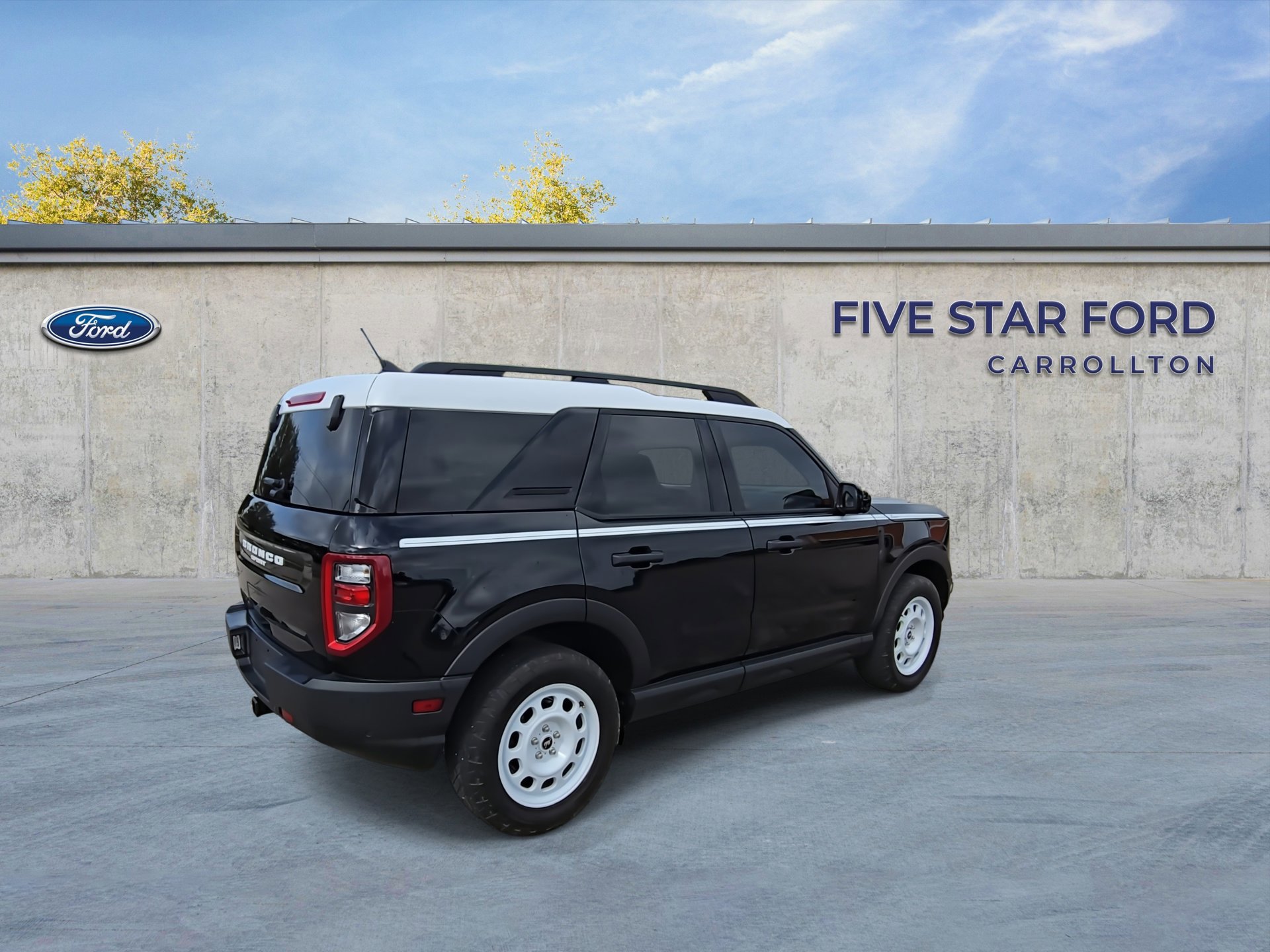 Certified 2024 Ford Bronco Sport Heritage w/ Heritage Convenience Package AWD/4WD image 5