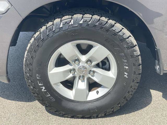 Used 2018 RAM 1500 Express RWD image 31