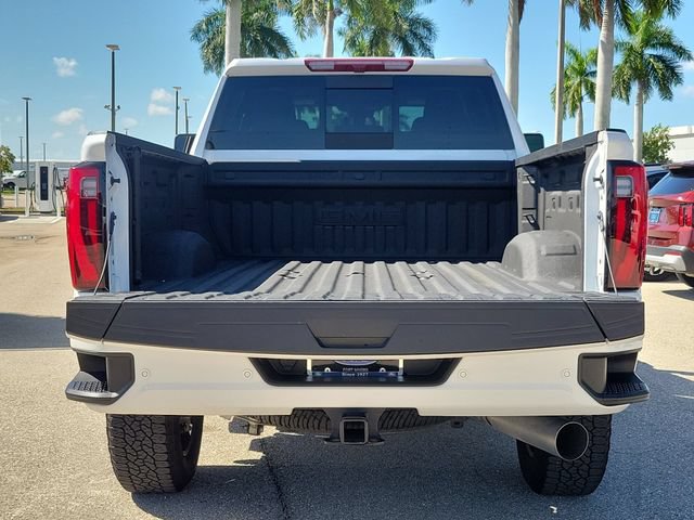 Used 2025 GMC Sierra 2500 Denali AWD/4WD image 12
