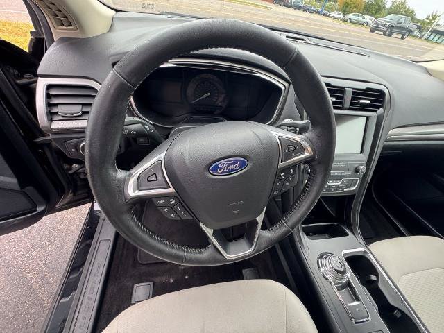 Certified 2020 Ford Fusion SE w/ Equipment Group 151A FWD image 4