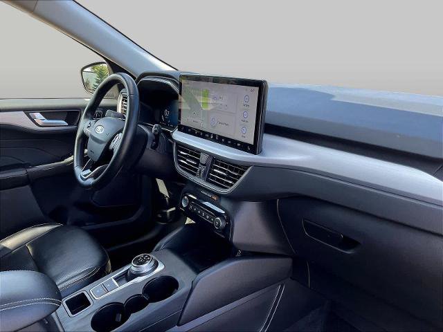 Certified 2024 Ford Escape Platinum AWD/4WD image 28