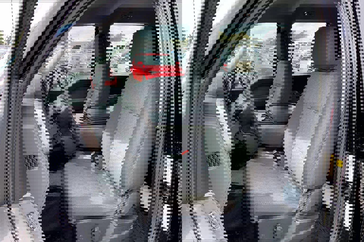 Certified 2025 Ford F350 XL w/ 360-Degree Camera Package image 7