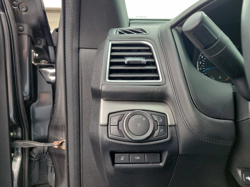 Certified 2017 Ford Explorer Platinum AWD/4WD image 22