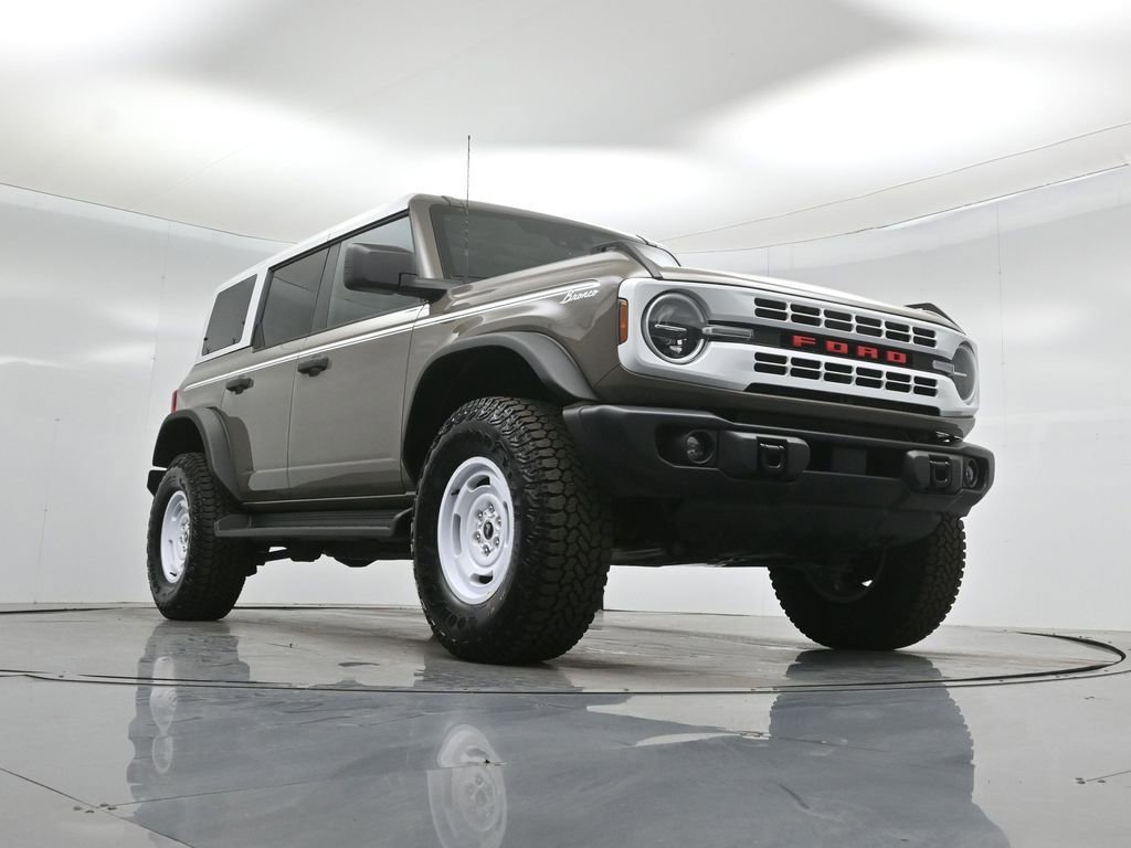 Certified 2026 Ford Bronco Heritage Edition AWD/4WD image 45