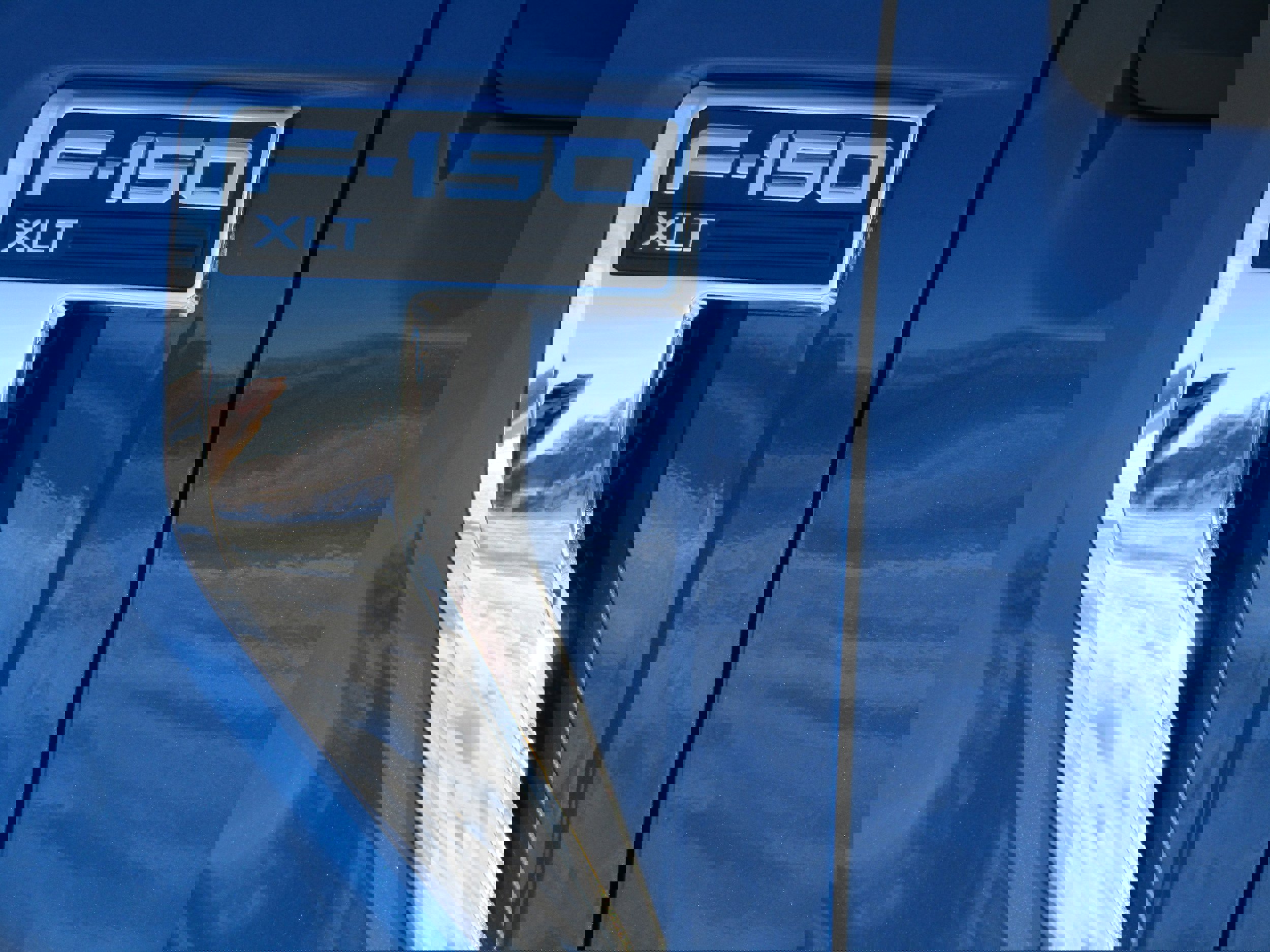 Certified 2022 Ford F150 XLT w/ Equipment Group 302A High image 10