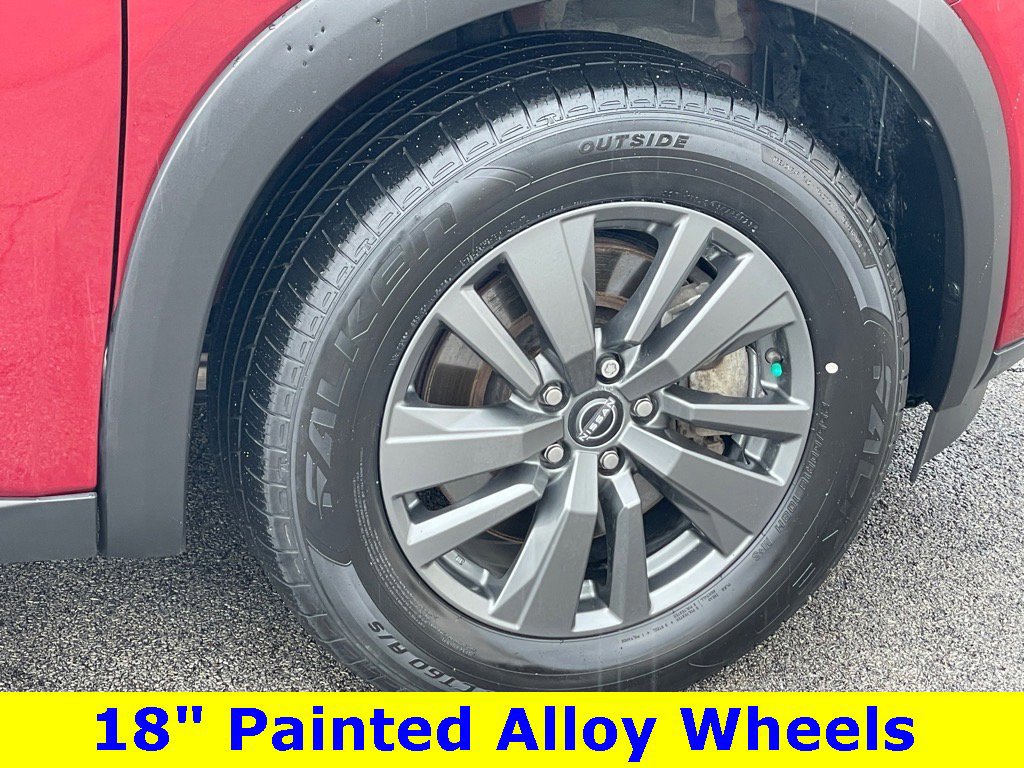 Used 2023 Nissan Pathfinder SV image 10