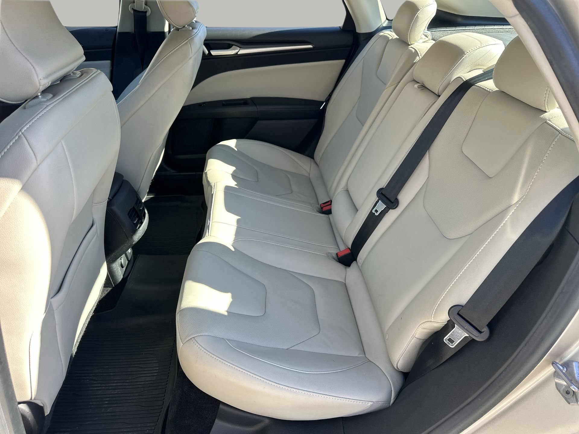 Certified 2017 Ford Fusion Energi Titanium image 48