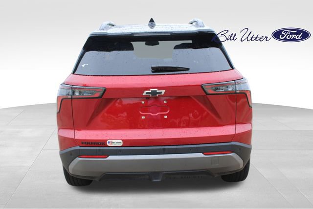 Used 2026 Chevrolet Equinox LT w/ Midnight Edition FWD image 4