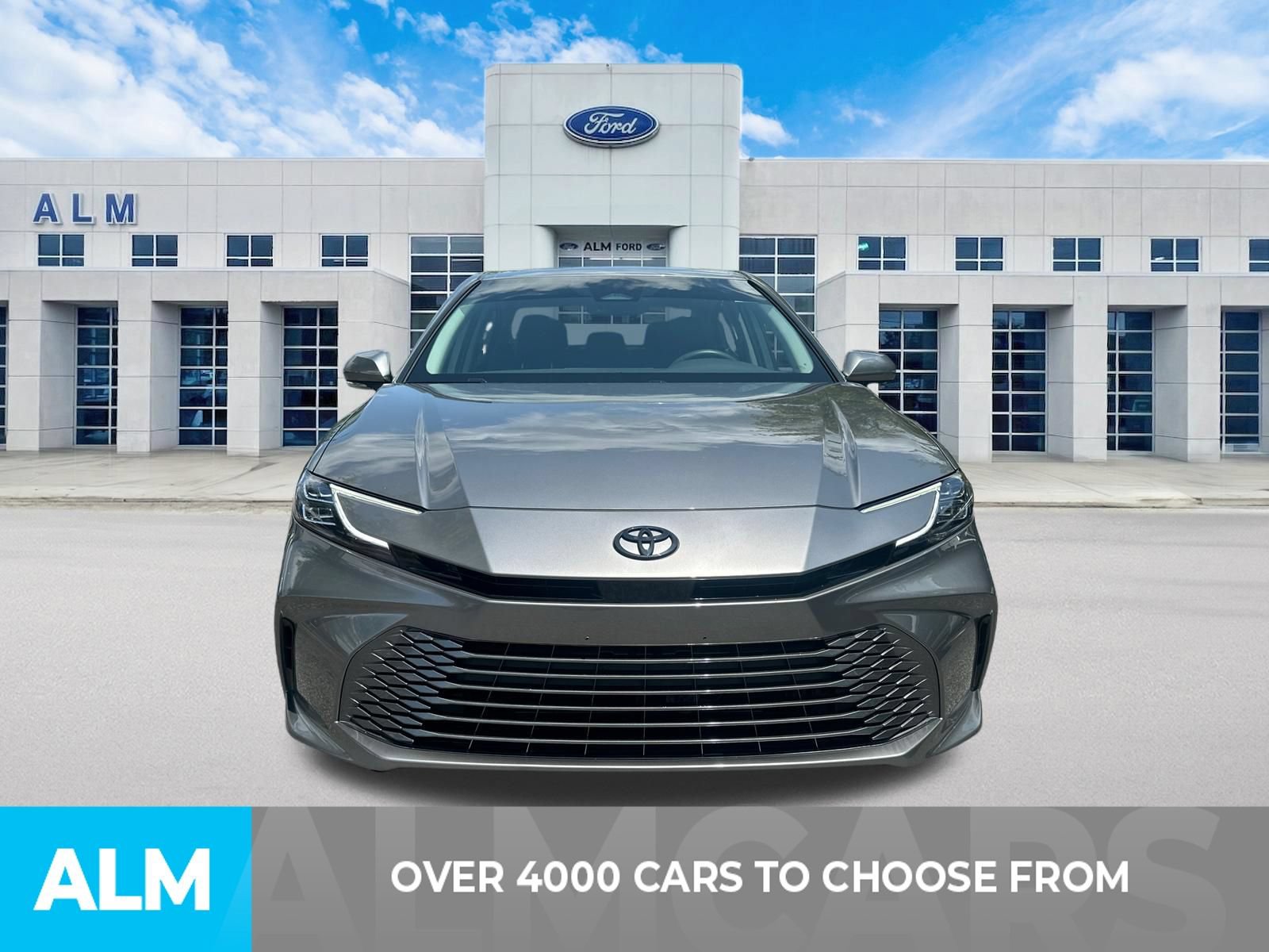 Used 2026 Toyota Camry XLE FWD video 2