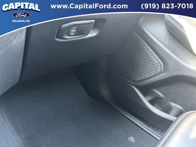 Used 2025 Jeep Grand Cherokee L Limited w/ Black Appearance Package AWD/4WD image 28