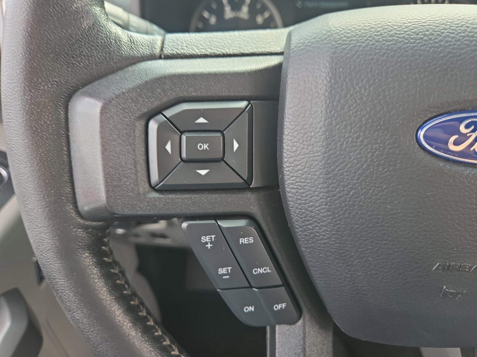 Certified 2019 Ford F150 XLT w/ Equipment Group 302A Luxury AWD/4WD image 14