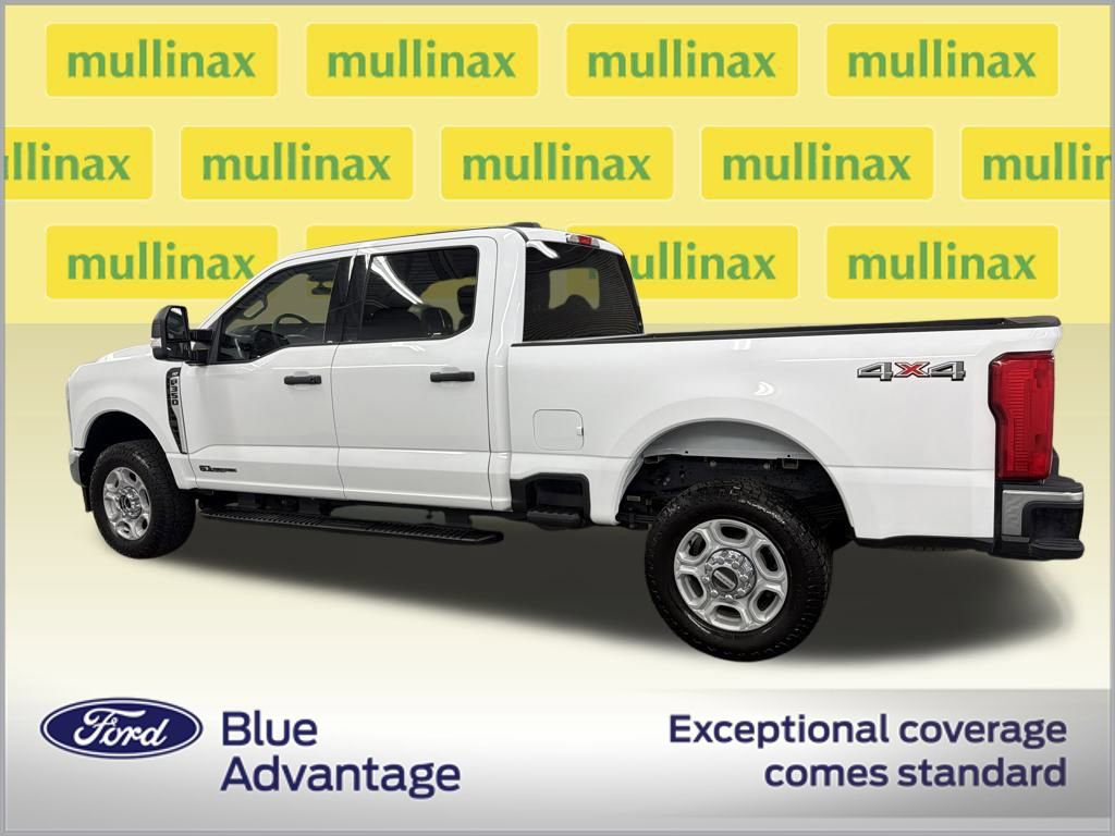 Certified 2025 Ford F350 XLT image 3