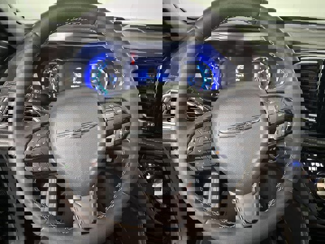 Used 2022 Chrysler Pacifica Limited w/ Uconnect Theater Family Group image 23