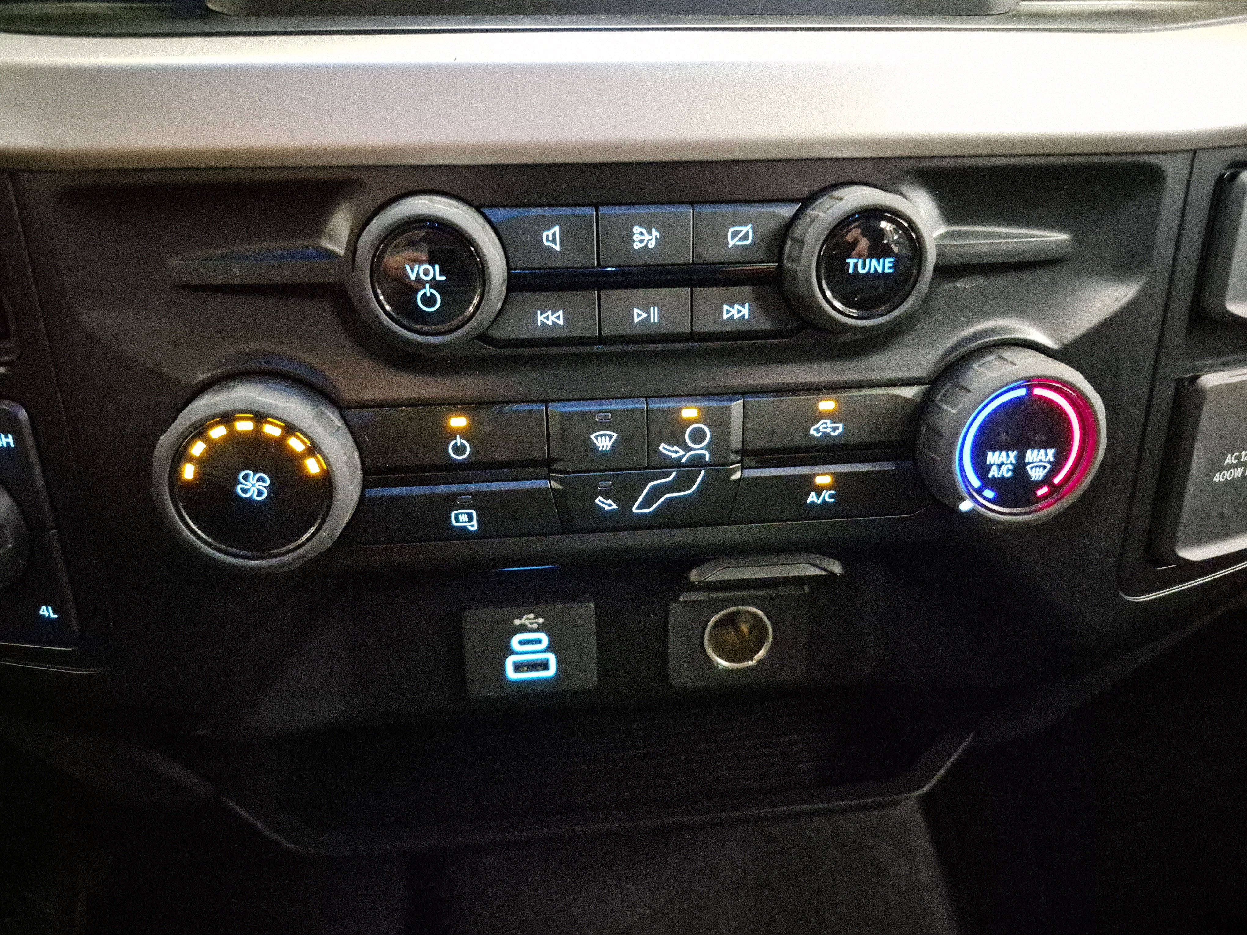 Certified 2024 Ford F350 XL w/ STX Appearance Package AWD/4WD image 33
