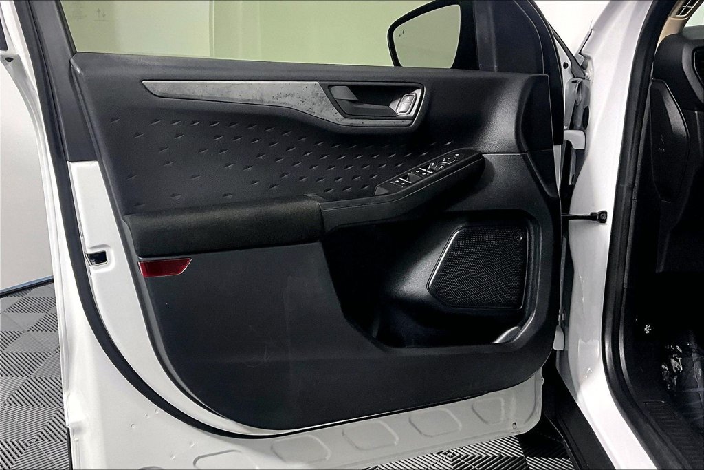 Certified 2020 Ford Escape S FWD image 23