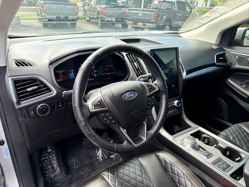 Certified 2023 Ford Edge Titanium AWD/4WD image 15