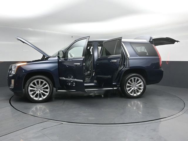 Used 2018 Cadillac Escalade Luxury AWD/4WD image 53