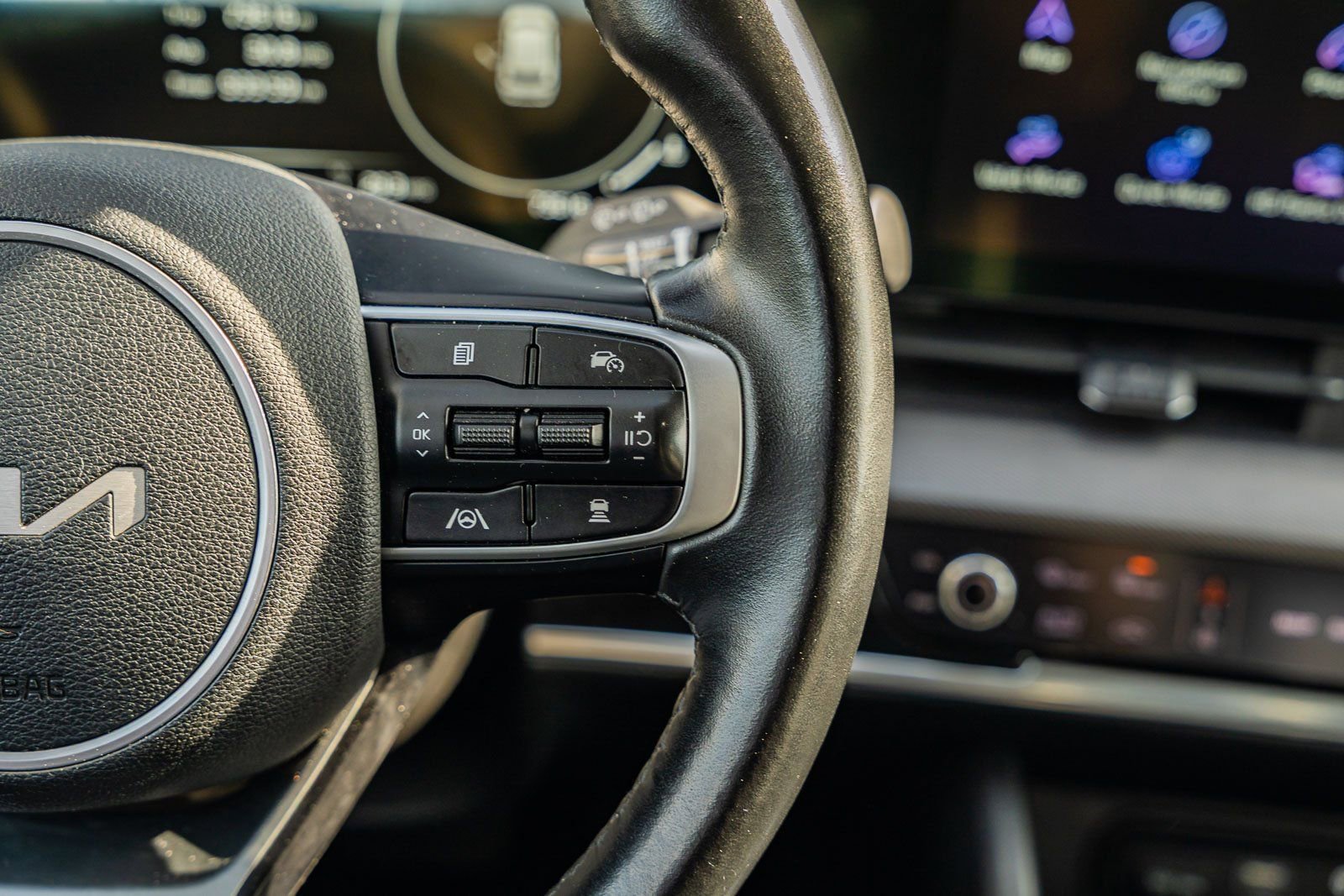 Used 2023 Kia Sportage SX image 29