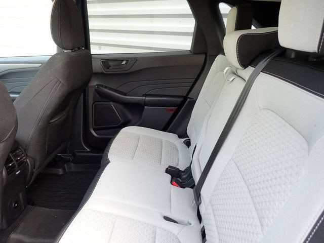 Certified 2023 Ford Escape Active AWD/4WD image 18