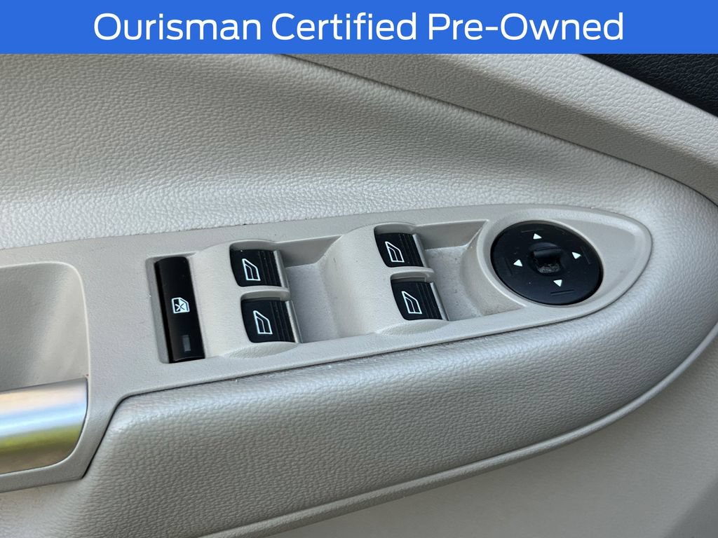 Certified 2019 Ford Escape SE FWD image 32