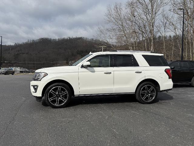 Certified 2021 Ford Expedition Limited image 3